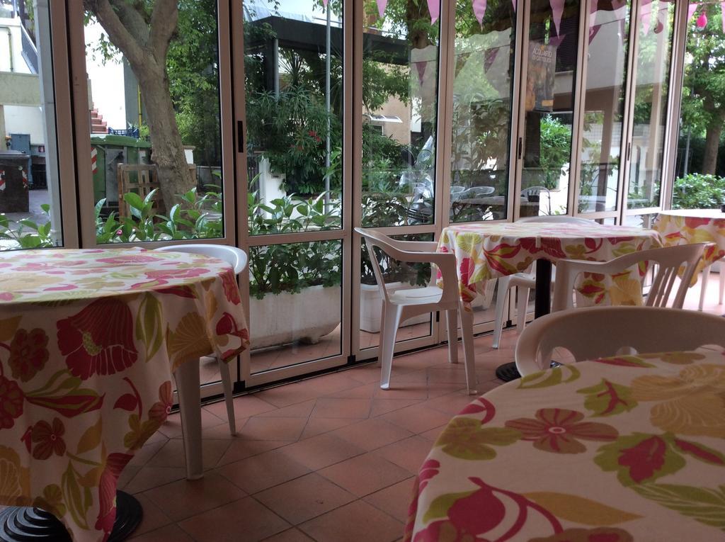 Hotel Granada Cattolica Exterior photo