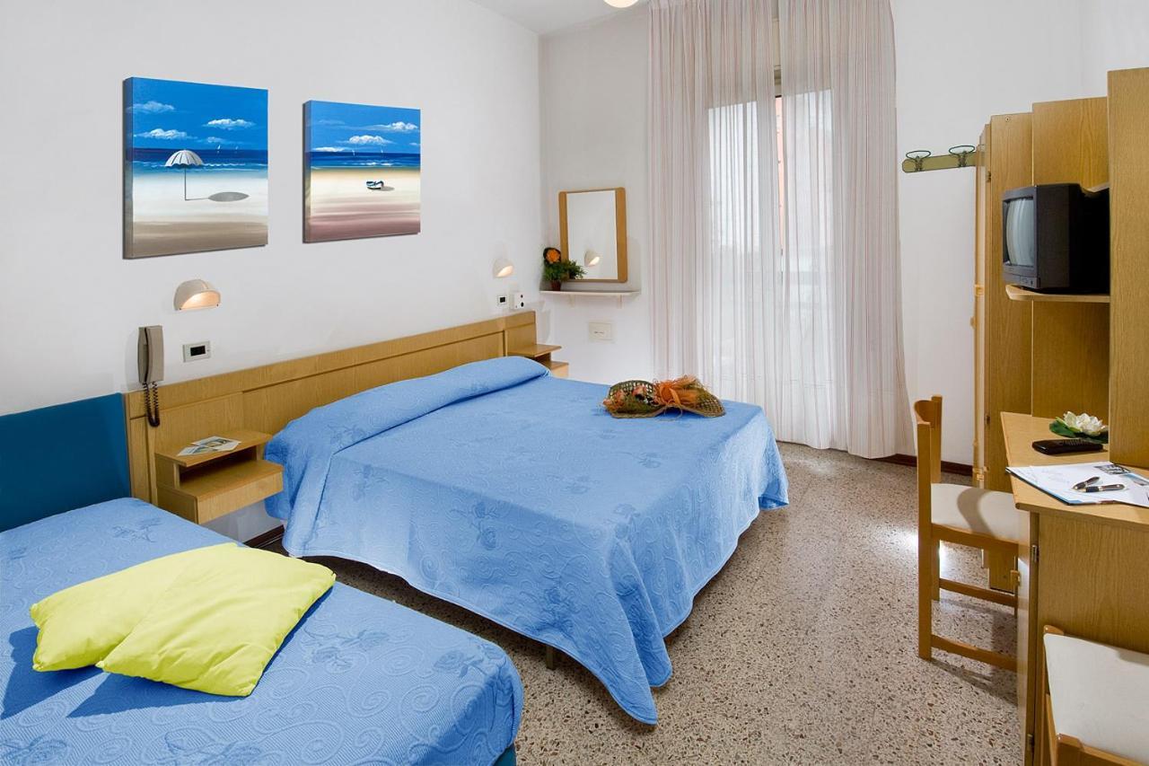 Hotel Granada Cattolica Exterior photo