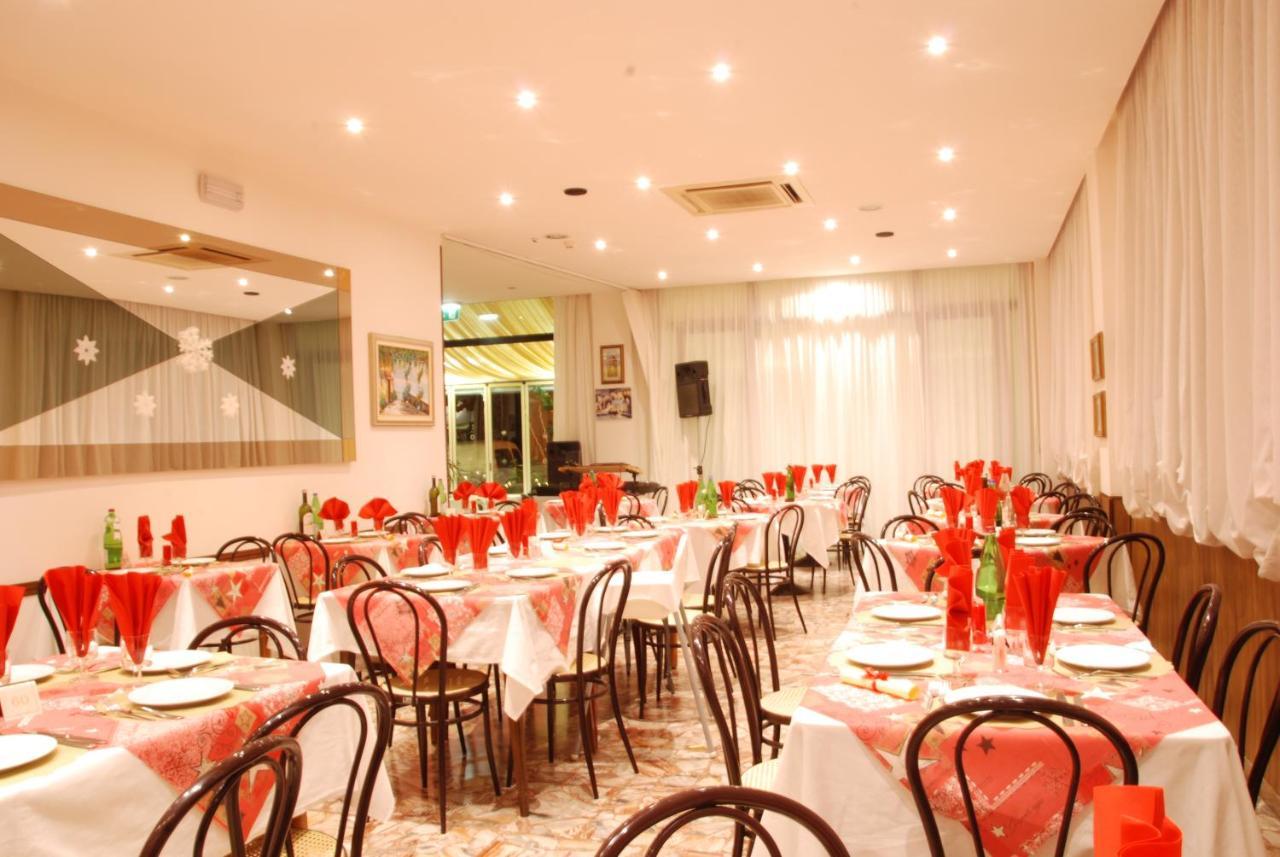Hotel Granada Cattolica Exterior photo