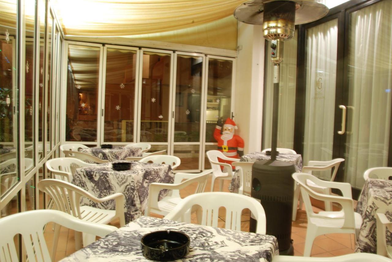 Hotel Granada Cattolica Exterior photo